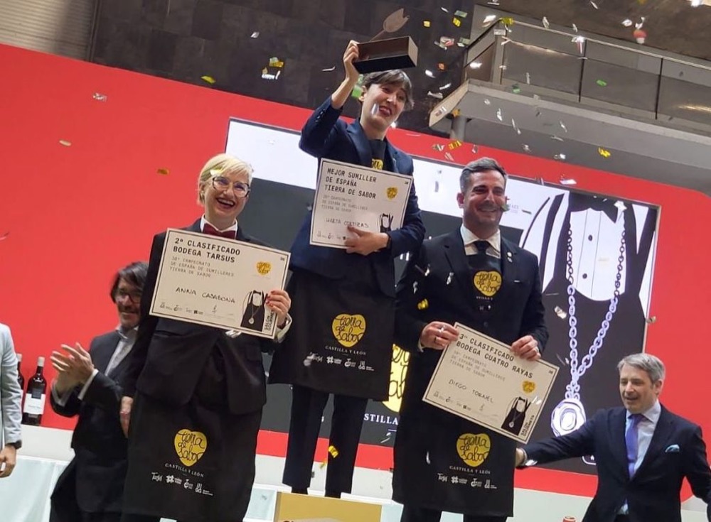 MARTA CORTIZAS I ANNA CASABONA, DE L'ASSOCIACIÓ CATALANA DE SOMMELIERS, ACONSEGUEIXEN EL PRIMER I SEGON LLOC AL CAMPIONAT ESTATAL DE SOMMELIERIA